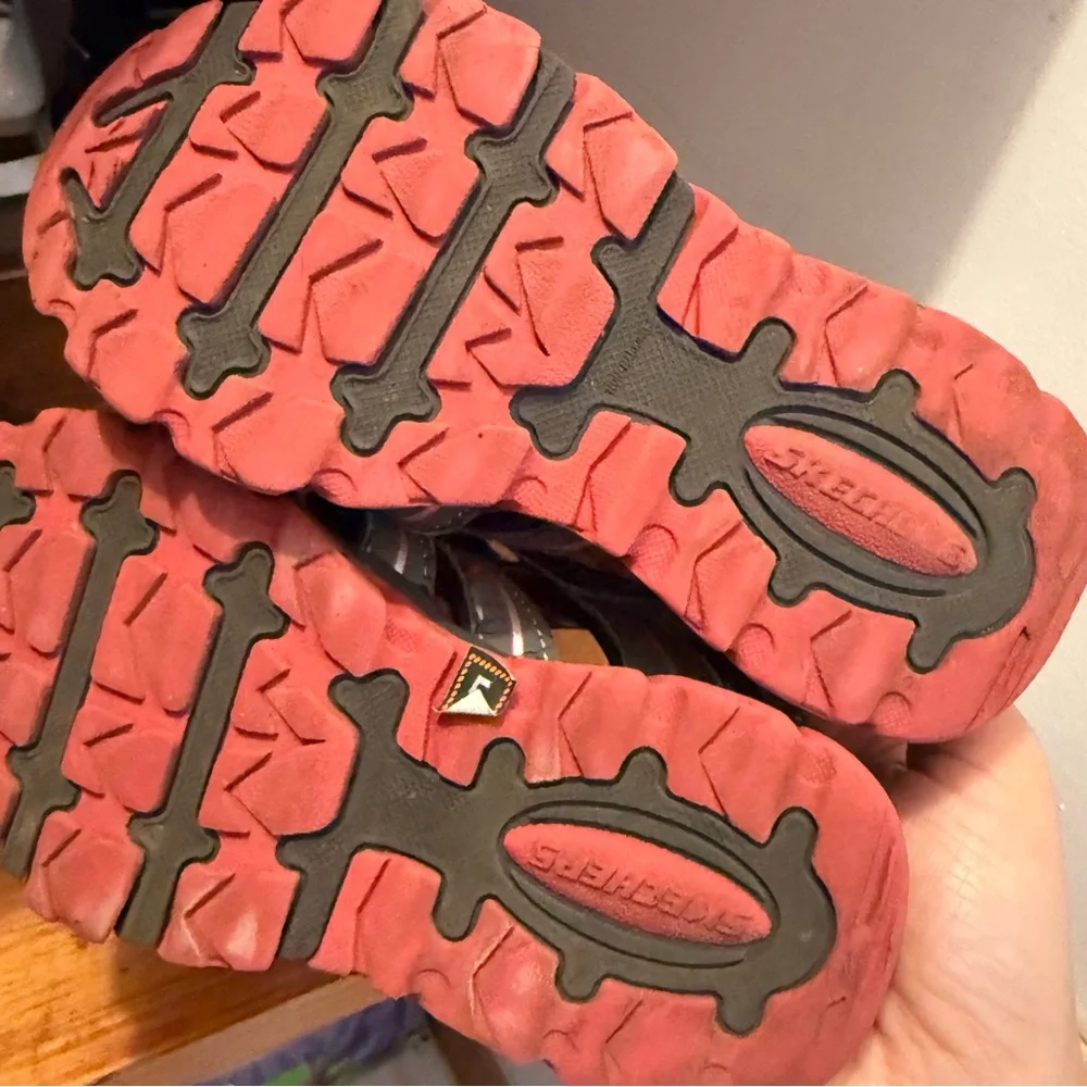 Skechers Kids Sport Sandals – Black & Red – Size 10